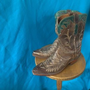 Lucchese Women’s Genuine Leather Cowgirl Boots
